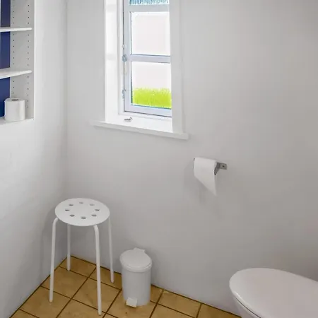 Elef - 2-0km From The Sea By Interhome Daire